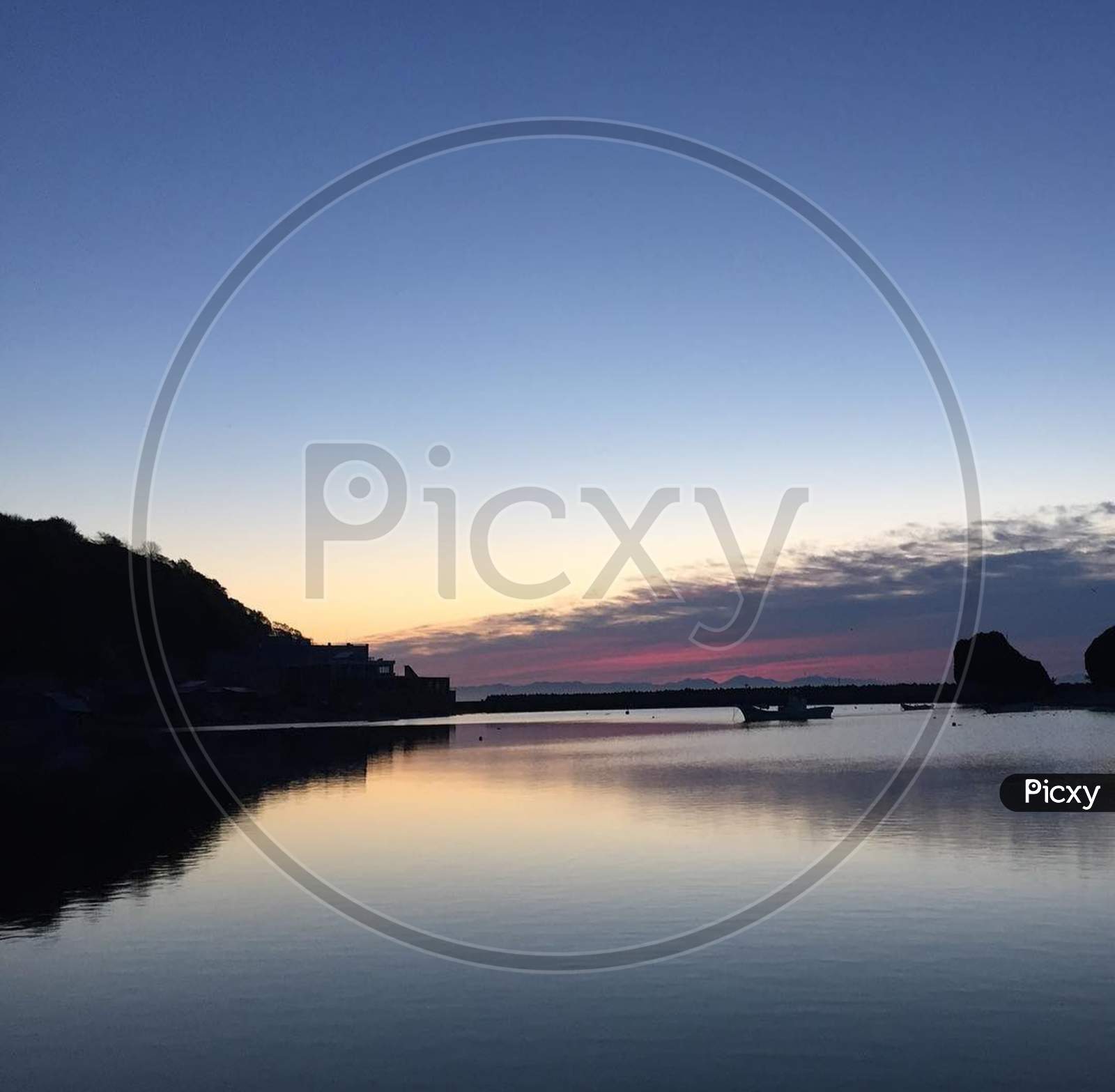 Sunrise×Remove  River×Remove  Sky×Remove  Evening×Remove  Sunset×Remove  Horizon×Remove  Arch×Remove  Lake×Remove  Reflection×Remove  Architecture×Remove