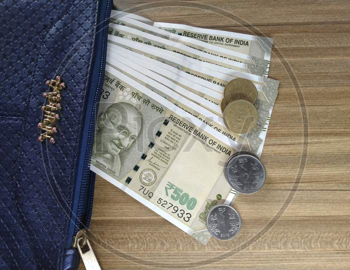 Indian Currency in a Money Purse,500 Rupee Notes
