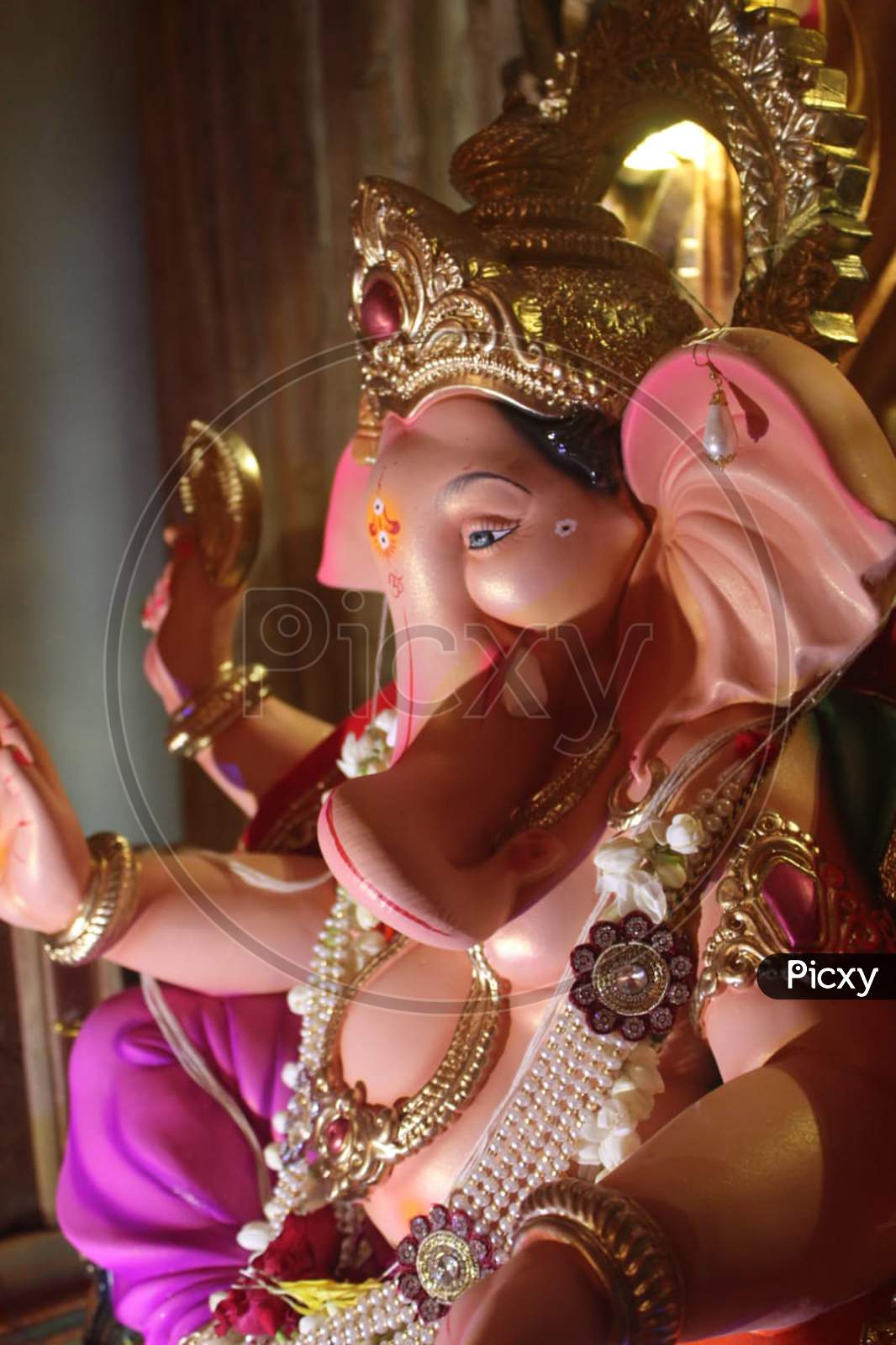 Side view of Ganesha