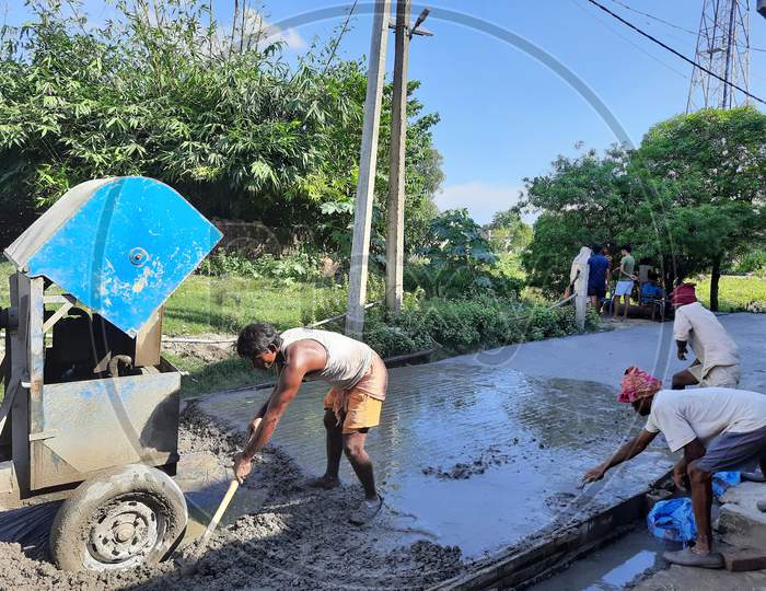 Concrete pavement construction in rural Bihar