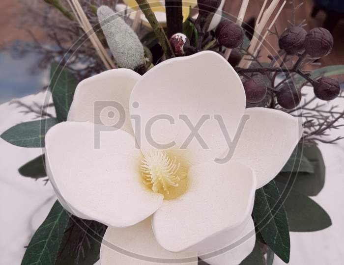 Artificial White flower