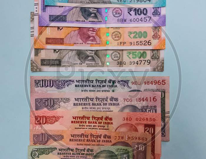 old and new indian currency notes