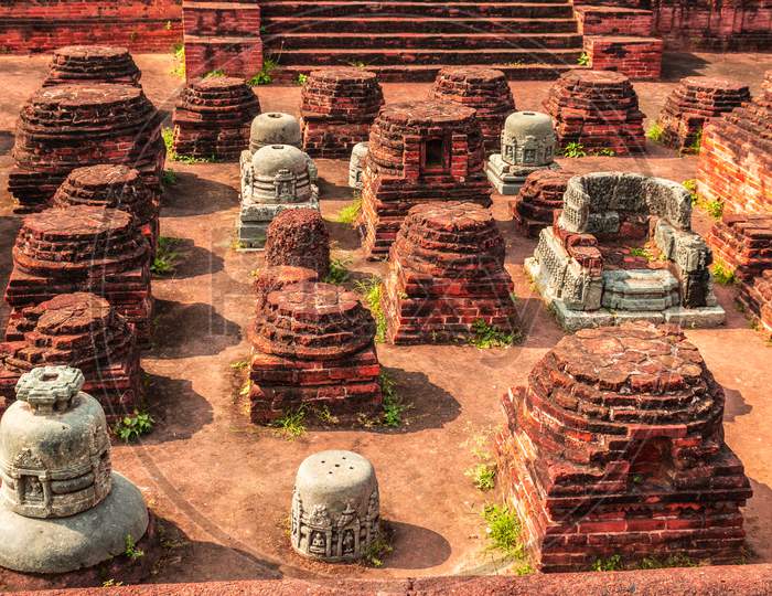 Nalanda Ruins, Excavated Ruins At Nalanda - Temple No 12 - Votive Stupas Outside The Shrines Of Temple No 12