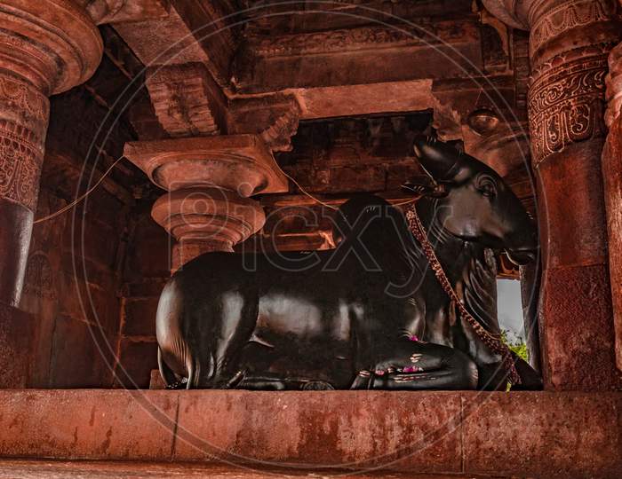 Virupaksha Temple Pattadakal Huge Bull The Shiva Vehicle In Hindu Methodology