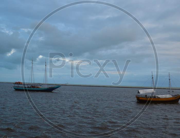 Boats in the calm sea of ​​Porto Seguro, Bahia - Brazil