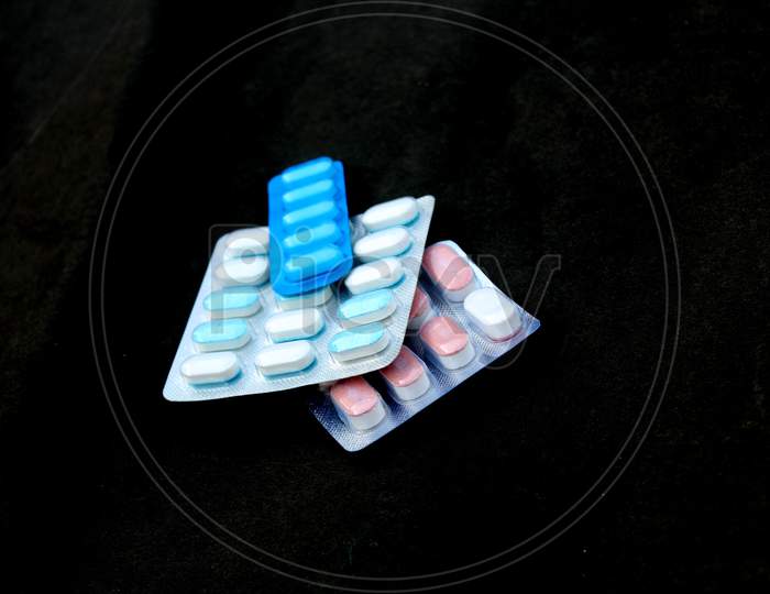 addiction, antibiotic, background, blister, box, capsule, care, chemistry, closeup, cure, disease, doctor, dose, drug, headache, health, healthy, help, hospital, illness, isolated, medical, medicament, medication, medicinal, medicine, object, pack, packaging, packet, pain, painkiller, pharmaceutical