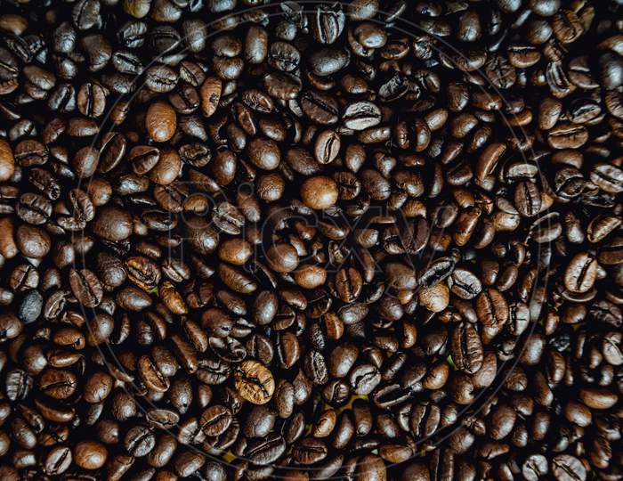 A Close Up Of A Lot Of Coffee Grains