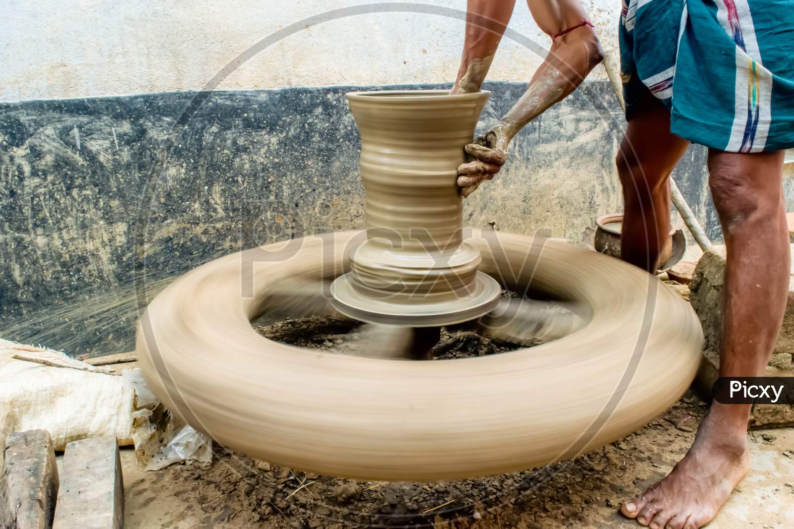 Bankura Panchmura Terracotta Artist Is Making Different Structures By Hand