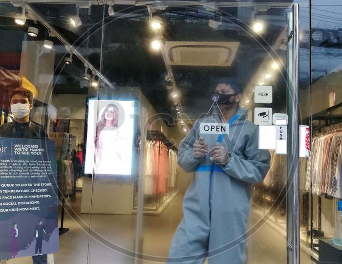 A Fashion House In Bangladush In Corona Virus Pandemic.