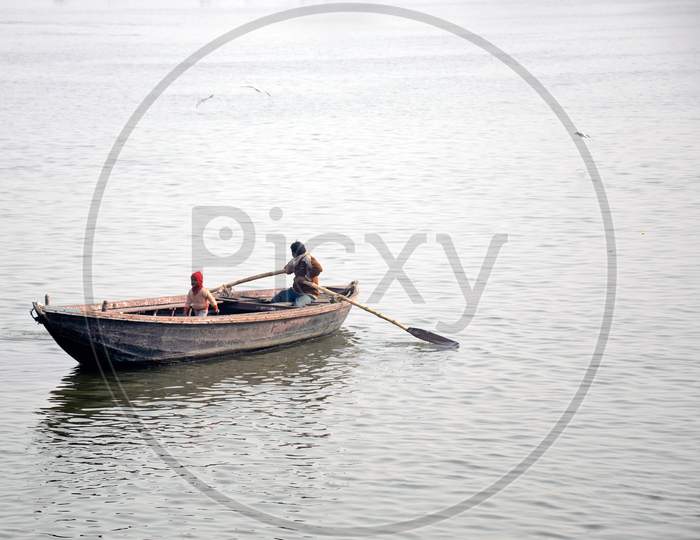 rowingboat at varanasi
