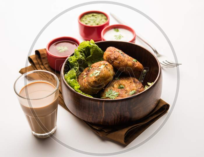Indian Aloo Tikki Or Potato Cutlet Is Made Out Of Boiled Potatoes, Peas, And Various Curry Spices