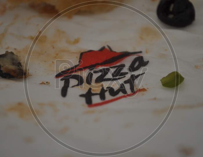 Pizza Hut tissue paper
