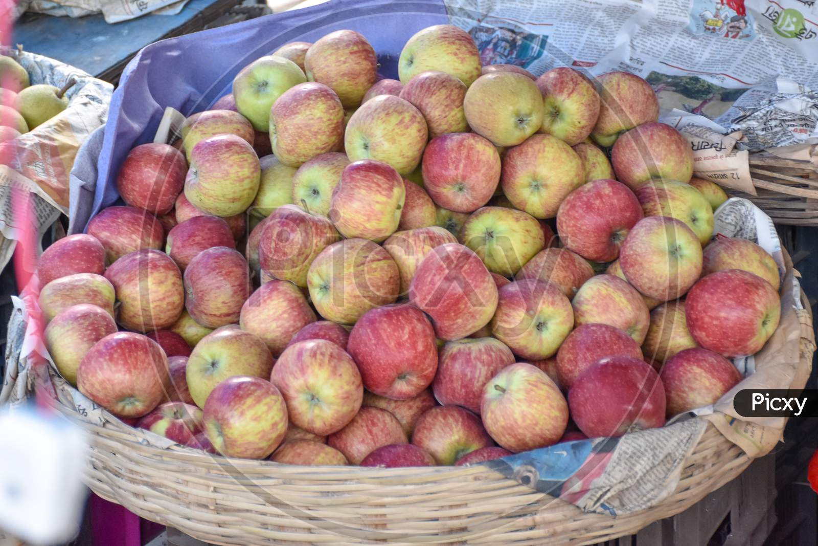 Apple Fruit On Sale In The Market Patuli Floating Market, Kolkata, India