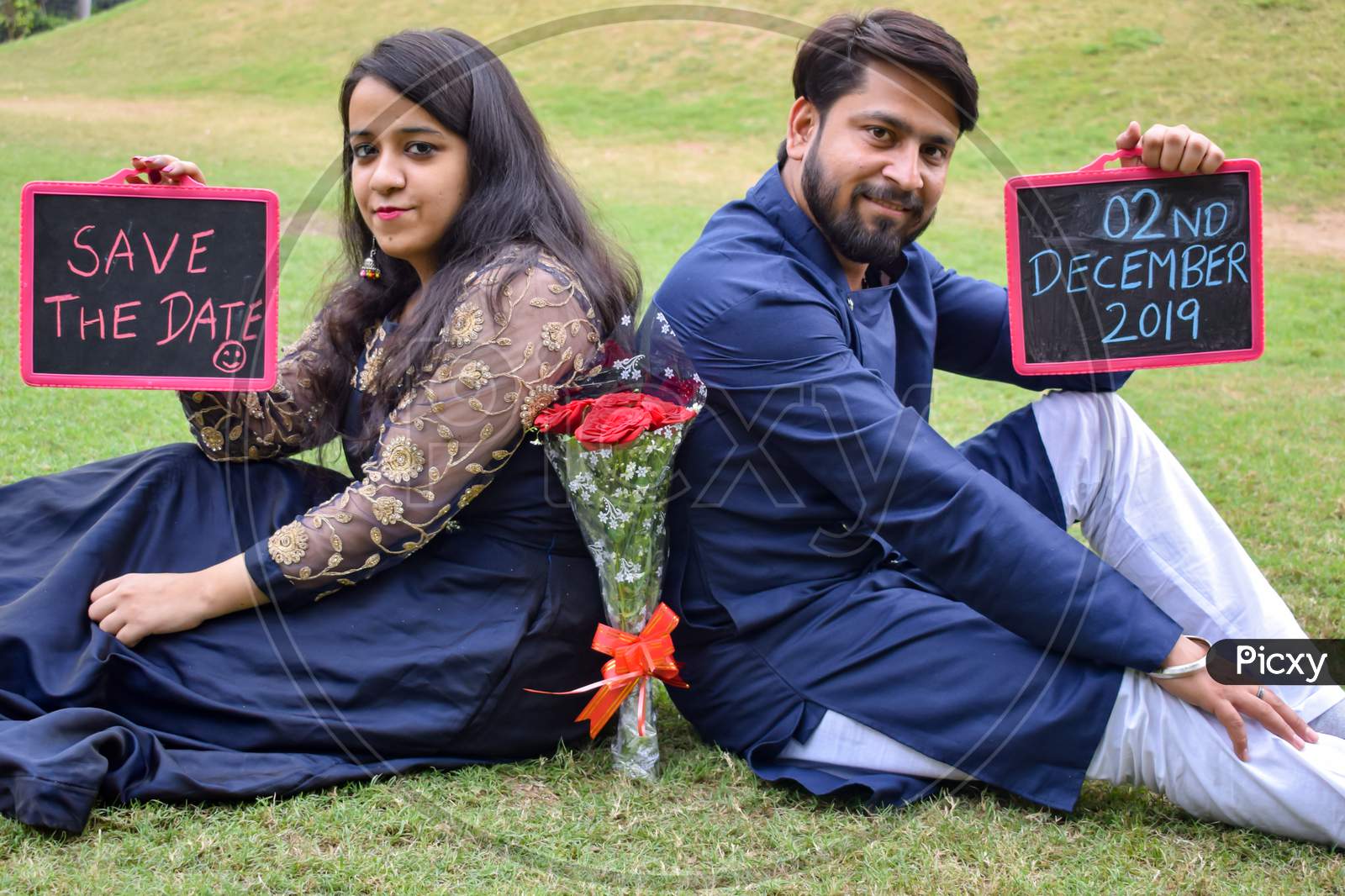 New Delhi India – November 25 2019 : A Couple Pose For Pre Wedding Shoot Inside Lodhi Garden Delhi, A Popular Tourist Landmark In New Delhi India, For Their Pre Wedding Shoot, Pre-Wedding Photo Shoot