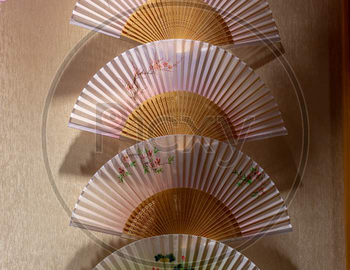Traditional Chinese Paper And Bamboo Folding Hand Fans