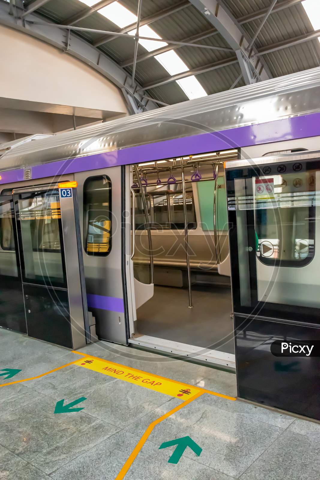 Metro Train Stopping At A Station And Open The Door To Wait For Passengers To Enter During The Rush Hour At Metro Station Of Kolkata East West Metro System In Kolkata On January 2020