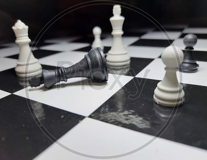 Checkmate Black Defeats White King Selective Focus