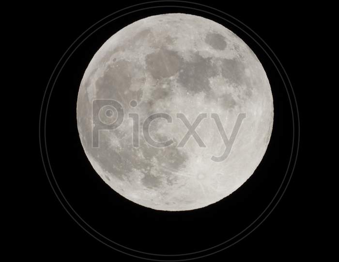 Full Moon Close Up View In Dark Night Full Zoom 3