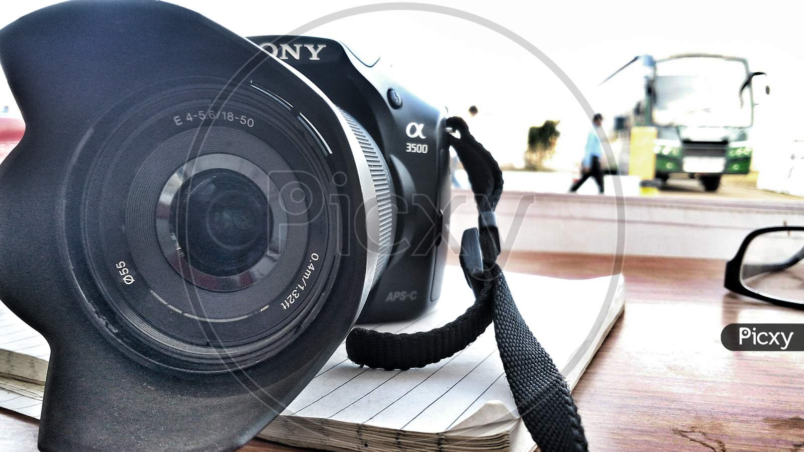Sony 3500 camera