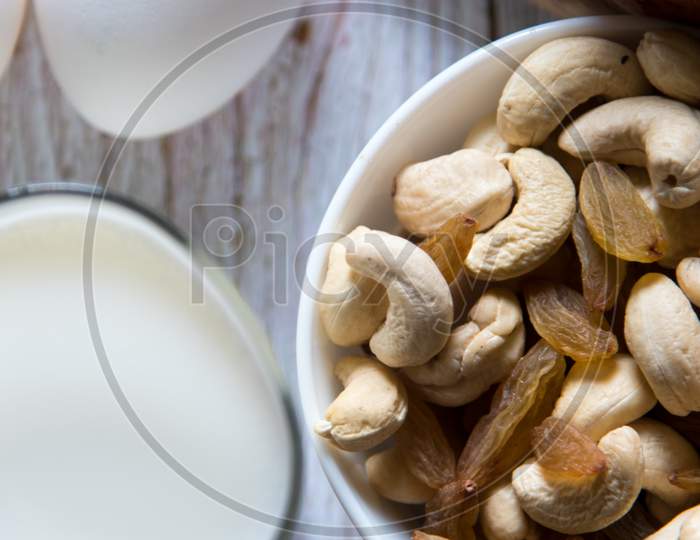 Close up of nuts and raisins