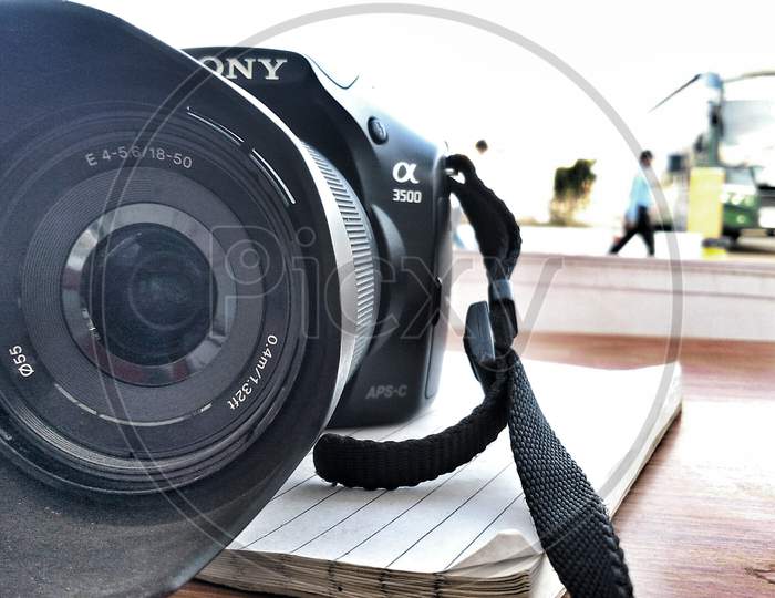 Sony 3500 camera