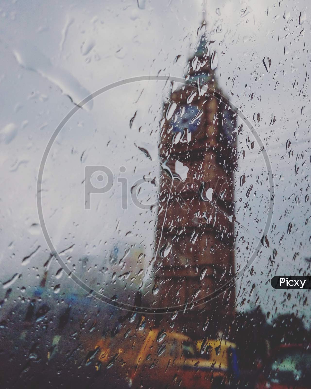 A Rainy Day in the City of Joy