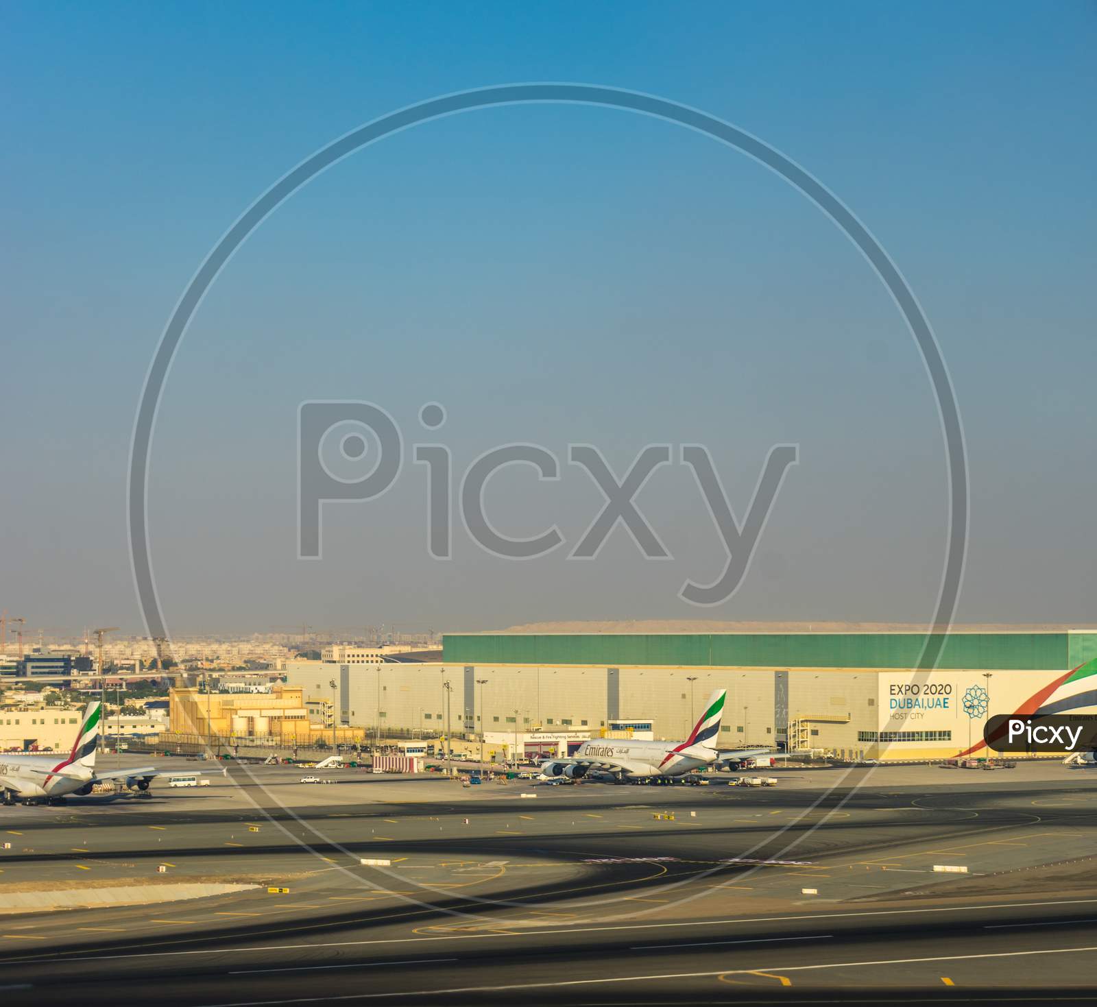 Dubai, Emirates - 18 November 2018: Emirates Plane Hangar At Airport At Dubai With Expo 2020 Dubai Uae