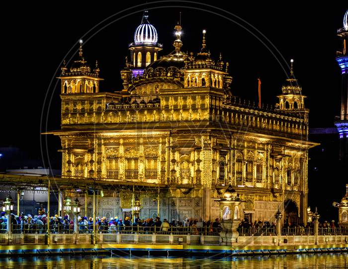 Golden temple, amritsar, in night