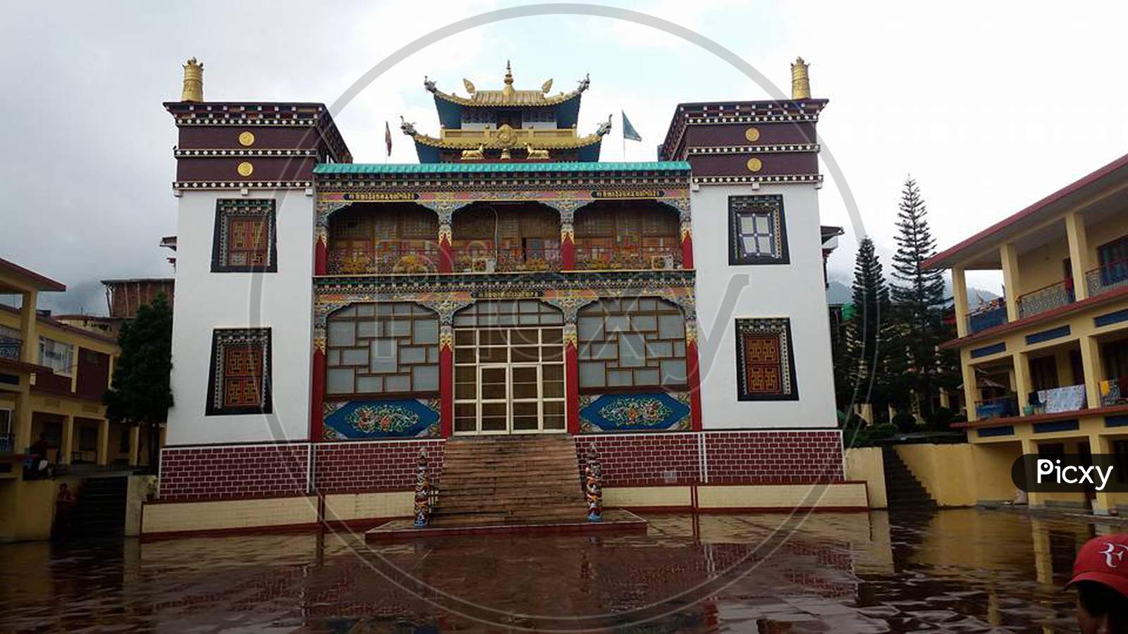 Tashi Jong Buddhist Monastery at Palampur