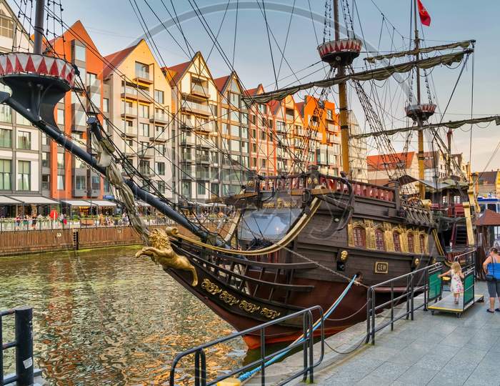 Gdansk, North Poland - August 13, 2020: A Pirate Ship Docked At Station And Passenger Waiting To Board It In Motlawa River During Covid Time