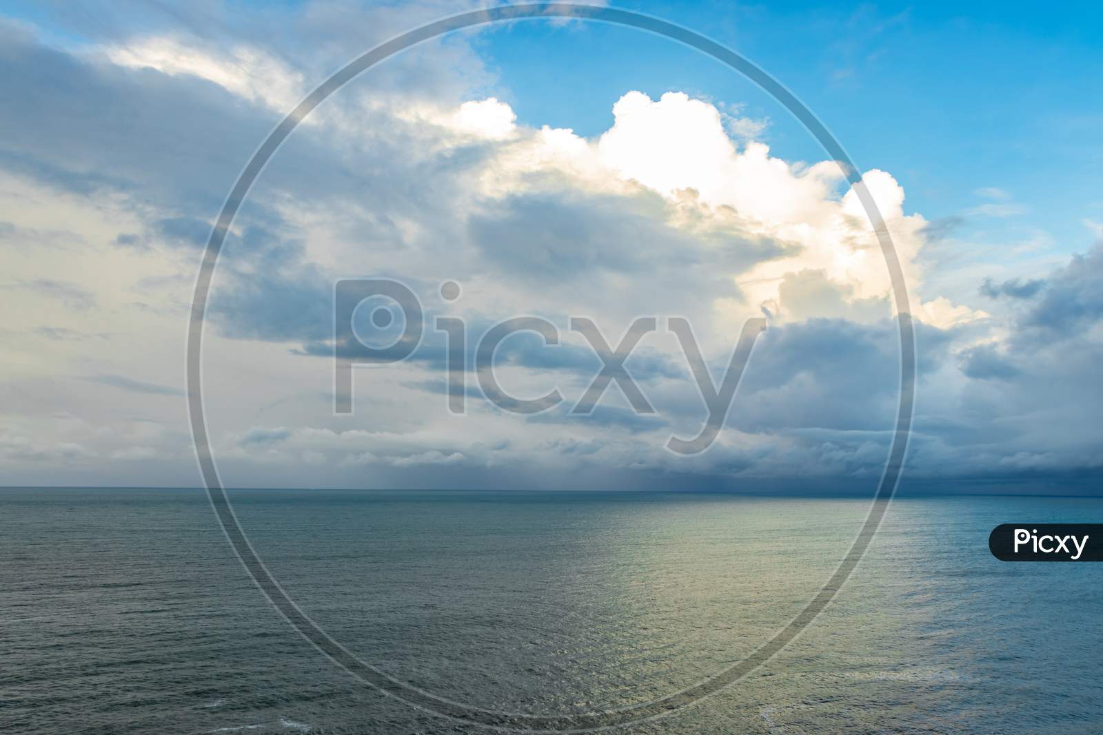 Sea Horizon View With Dramatic Cloud At Morning