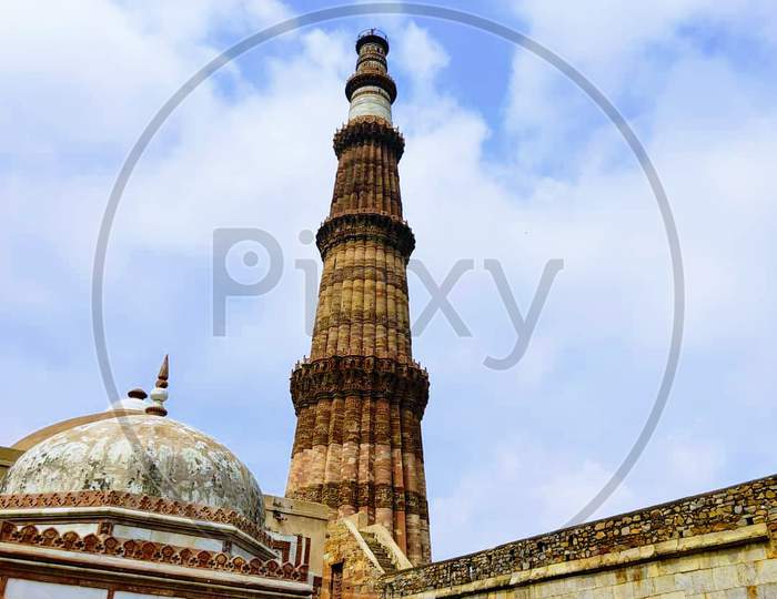 Qutub minar View with exotic weather