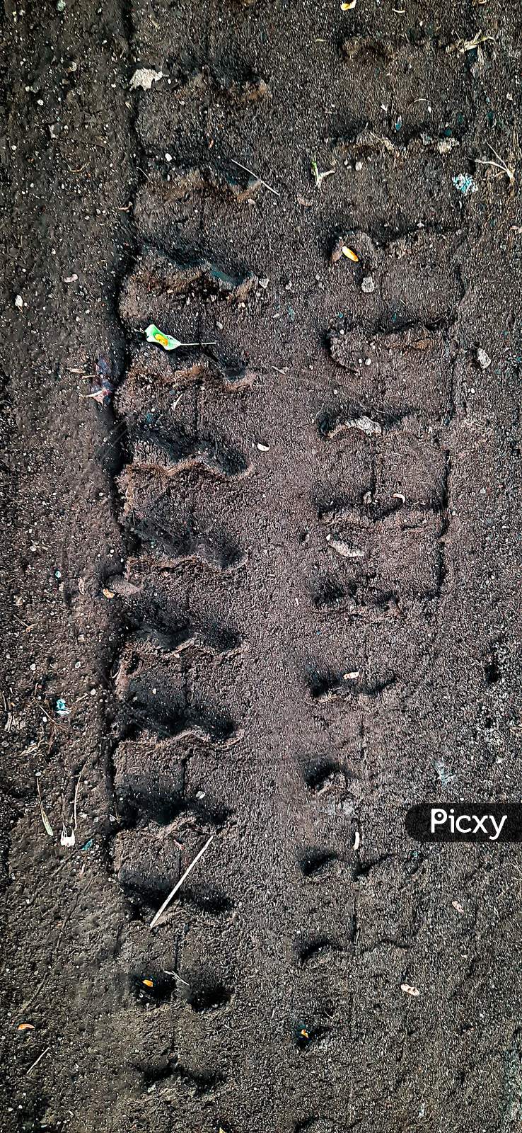 Tyre soil pattern