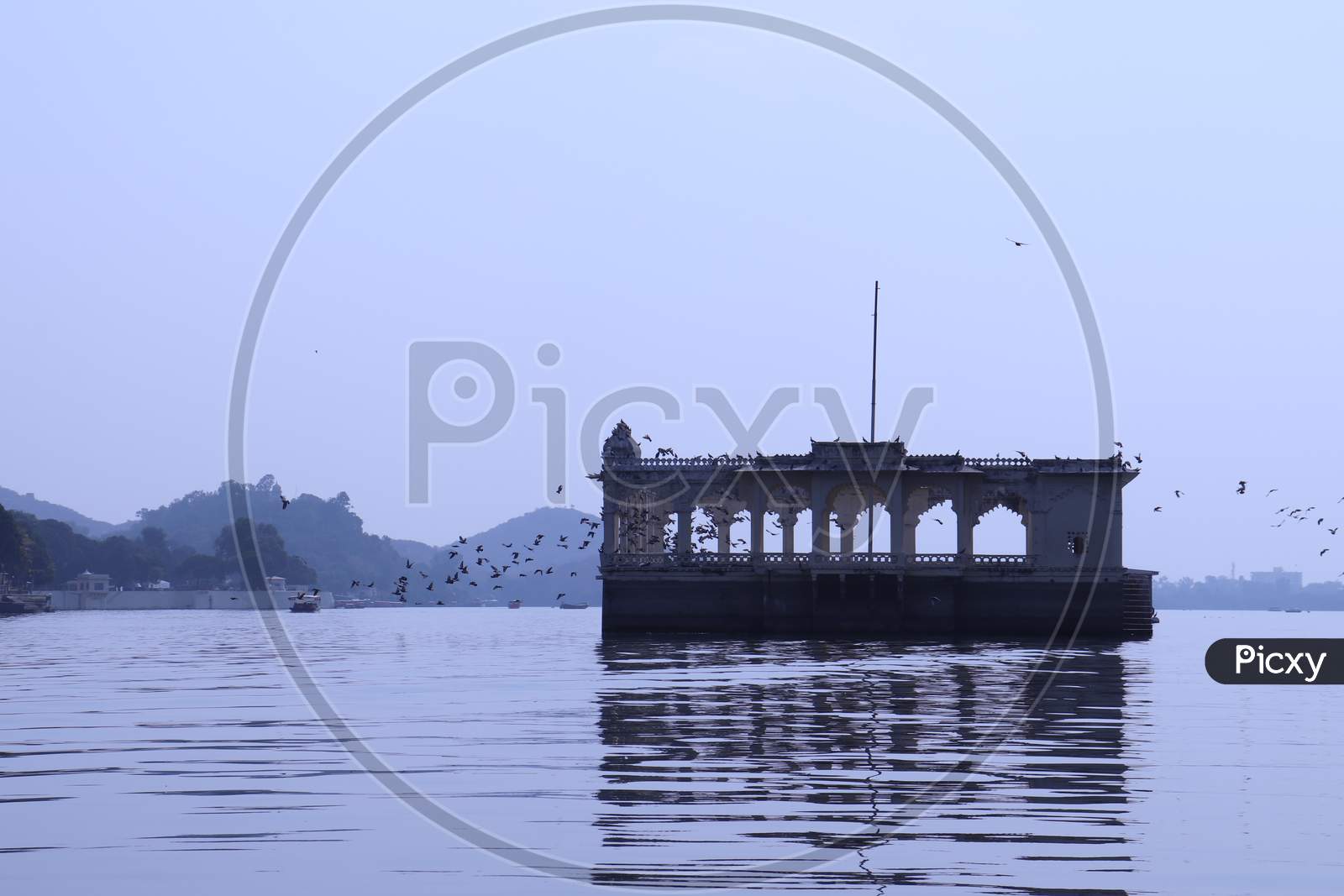 Ride at Udaipur's famous lakes