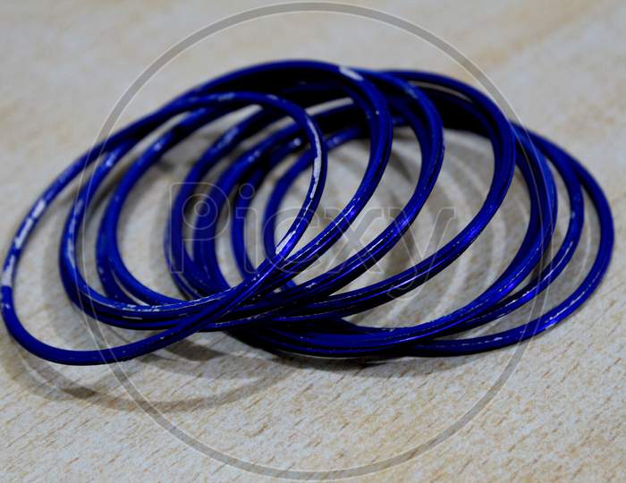 blue bangle