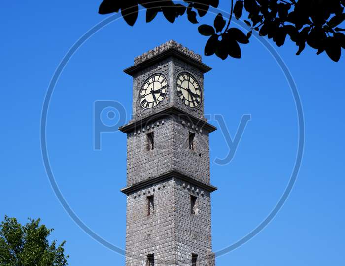 Kalaburagi, Close Shot Of Gulbarga University Library Clock Tower