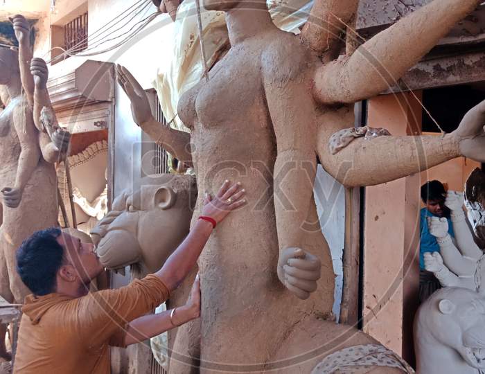 Indian Statue Art Workshop.