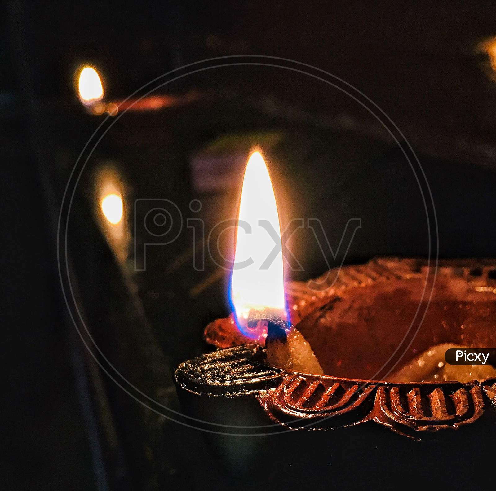 lamp,candle,flame,diwali