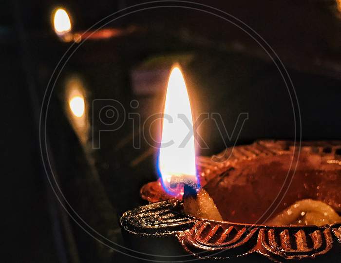 lamp,candle,flame,diwali