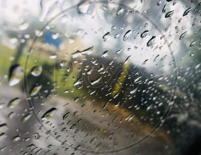 moisture drop ,rain glass