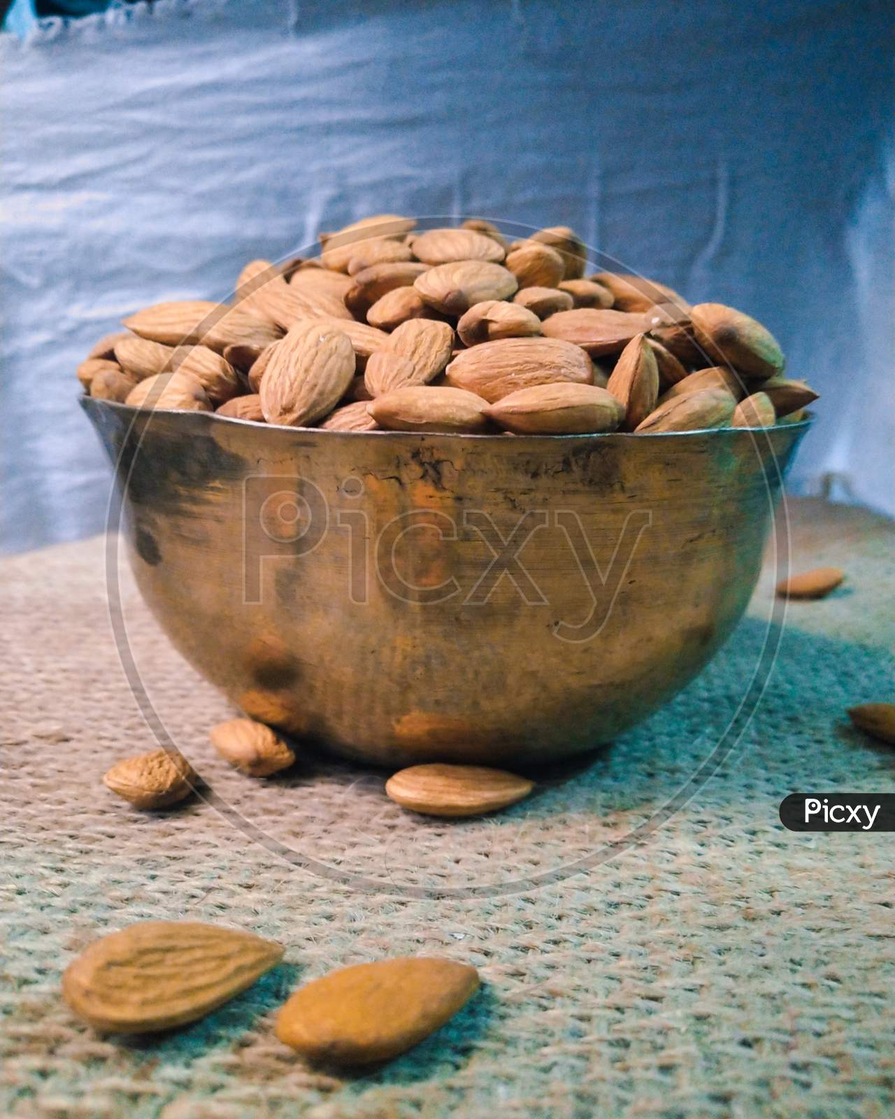 A bowl of dried almond