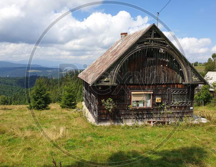 Traditional Romanian House In Apuseni Mountains