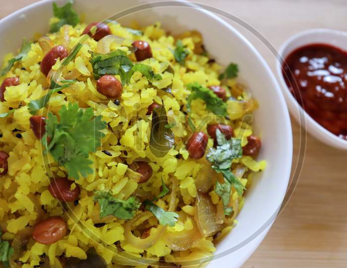 Poha - Healthy Indian breakfast