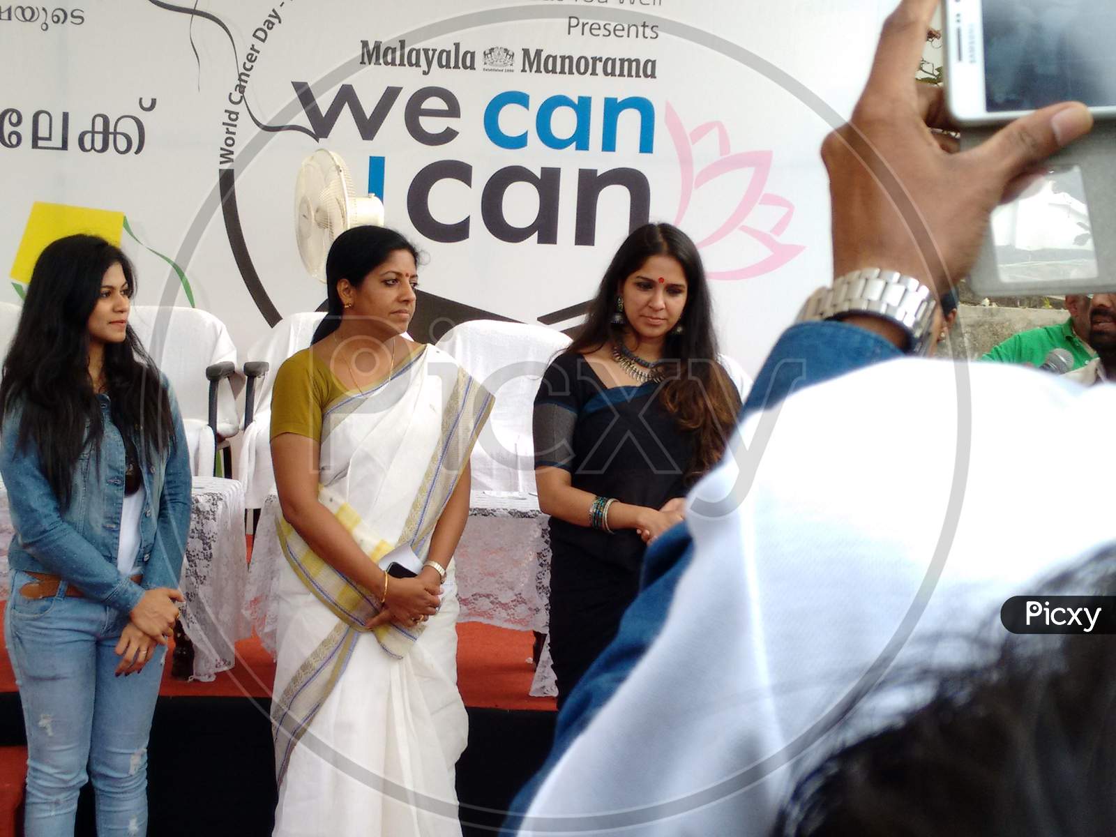 14 Feb 2016 , Actress Aparna Nair during aster medcity we can I can Cancer awareness kite flying festival at fort kochi