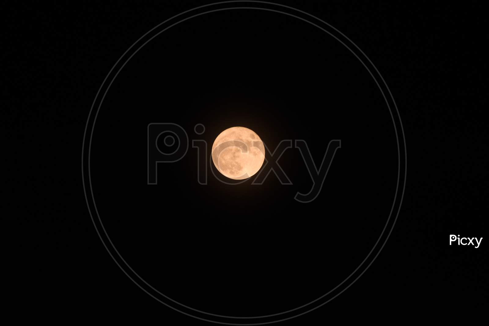 Full moon at Ahmedabad 2020