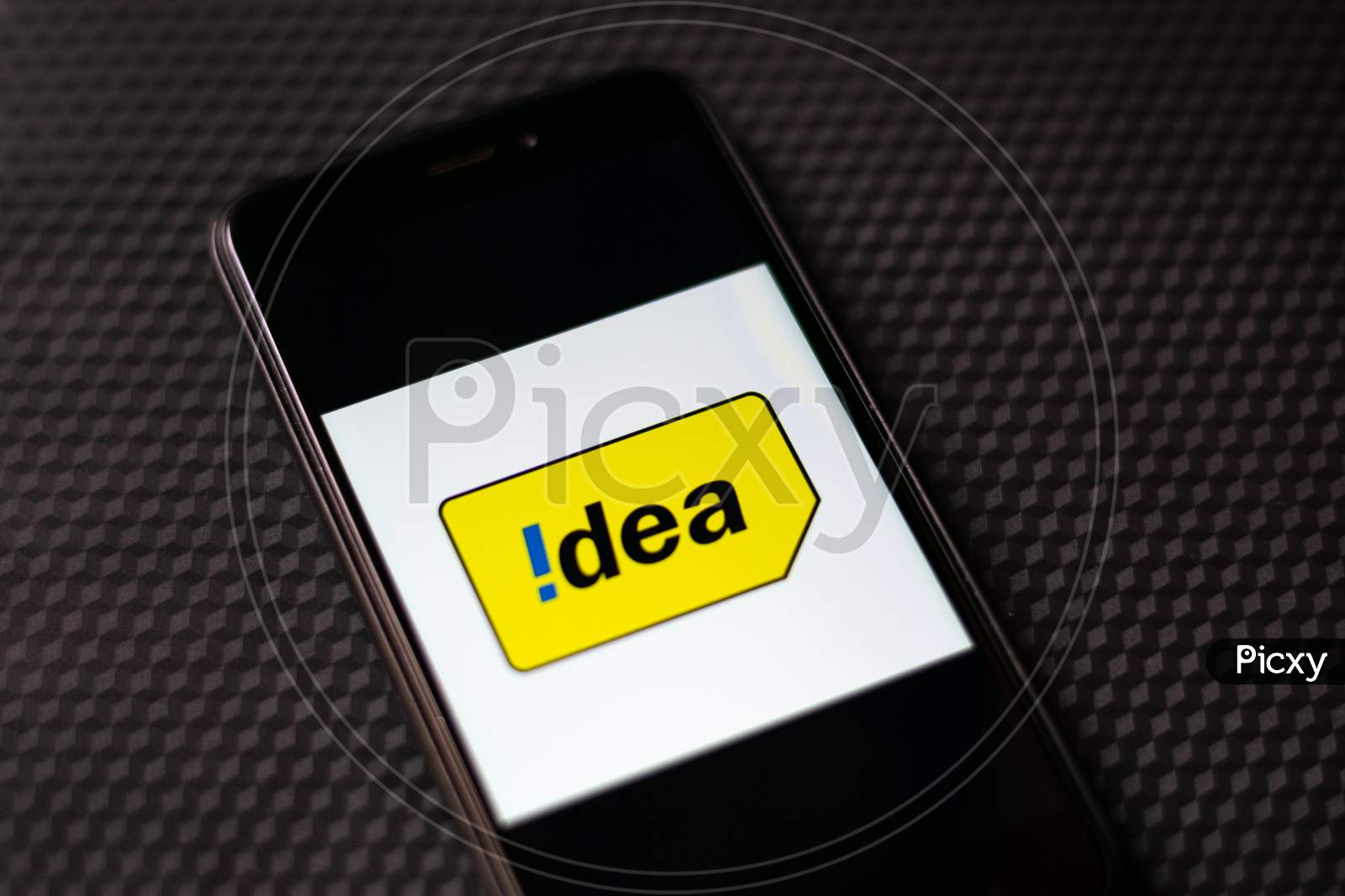 Image of Idea cellular network mobile application-IC907232-Picxy