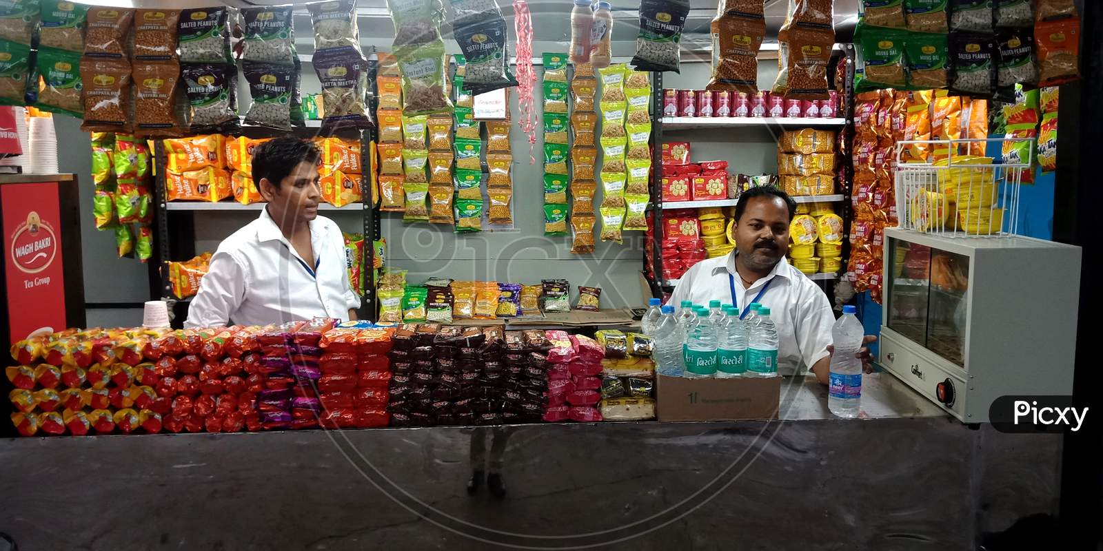 Indian Street Beverage Shop For People.