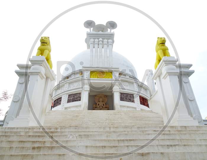Dhauligiri, peace pagoda, shanti stupa made by king ashoka in bhubaneswar