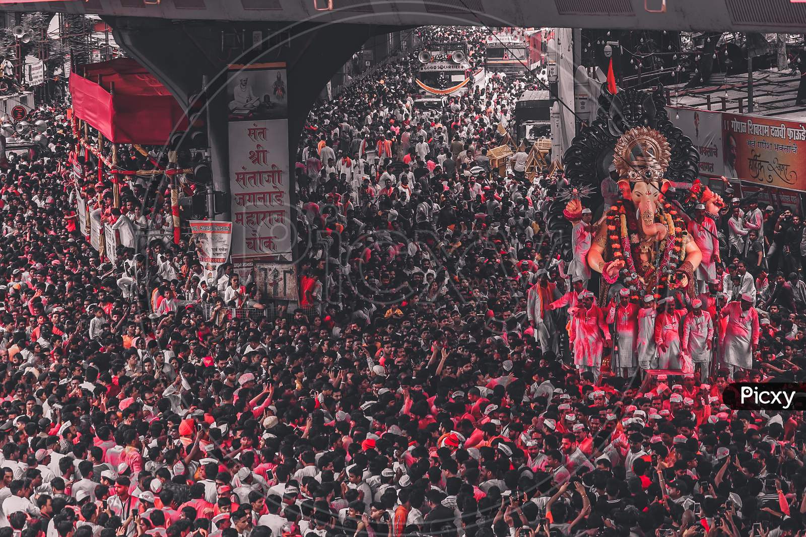 Lalbaugcha raja visarjan 2019 | ganesh visarjan | crowd