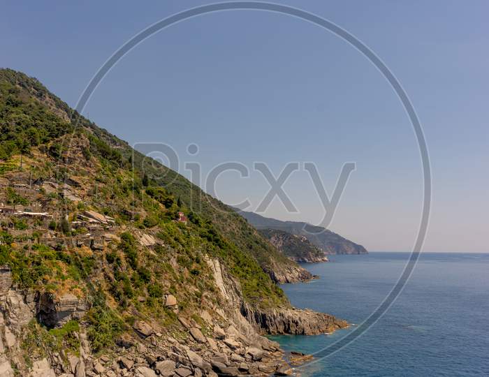 Italy, Cinque Terre, Vernazza, Vernazza, Scenic View Of Sea Against Sky